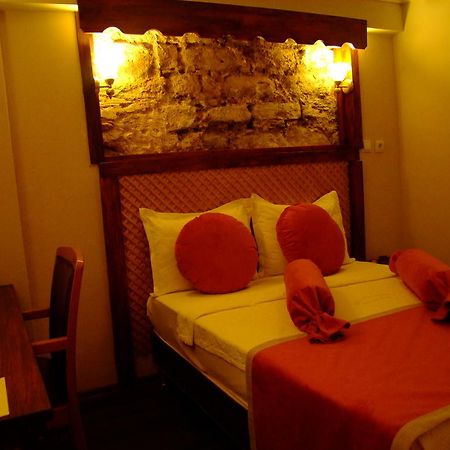 Hotel Ishakpasa Konagi Isztambul Szoba fotó