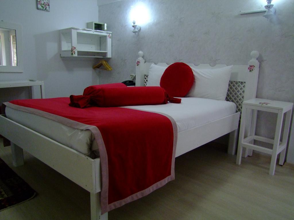 Hotel Ishakpasa Konagi Isztambul Szoba fotó