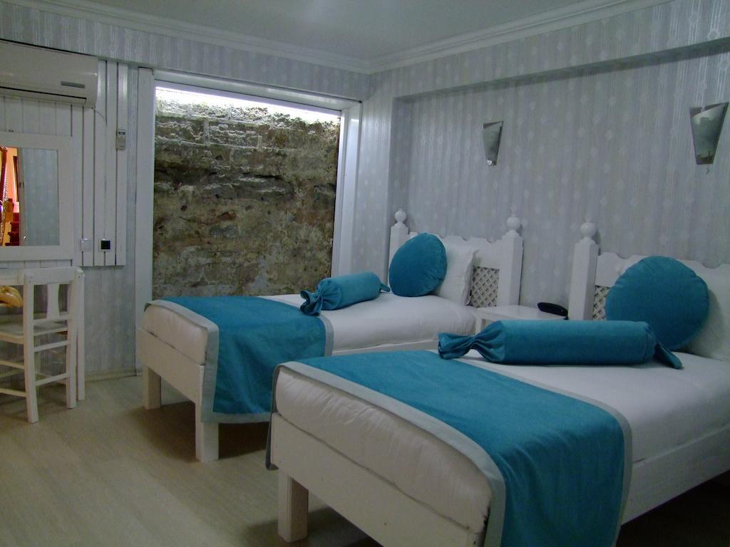 Hotel Ishakpasa Konagi Isztambul Szoba fotó