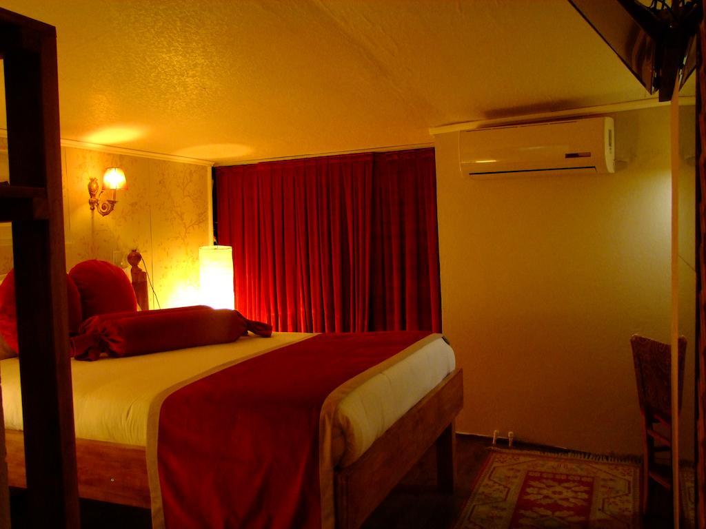 Hotel Ishakpasa Konagi Isztambul Szoba fotó
